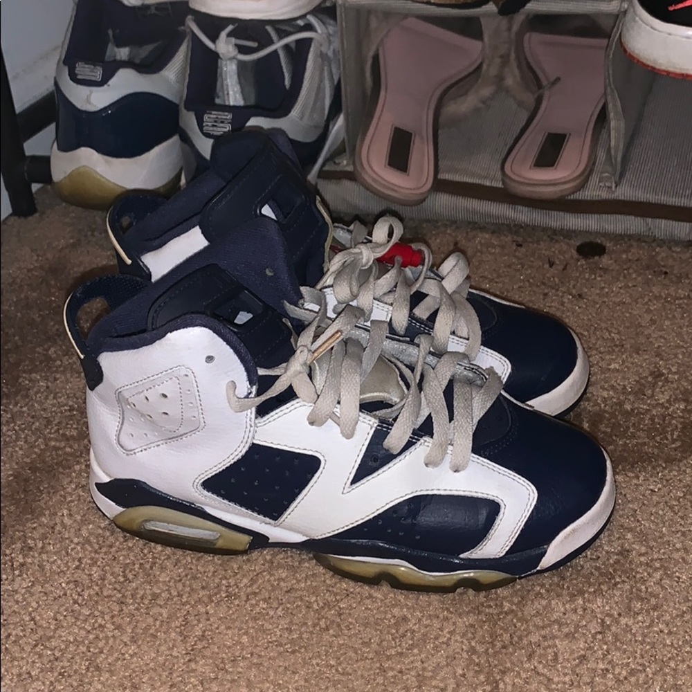 Retro 6 - Picture 2 of 4